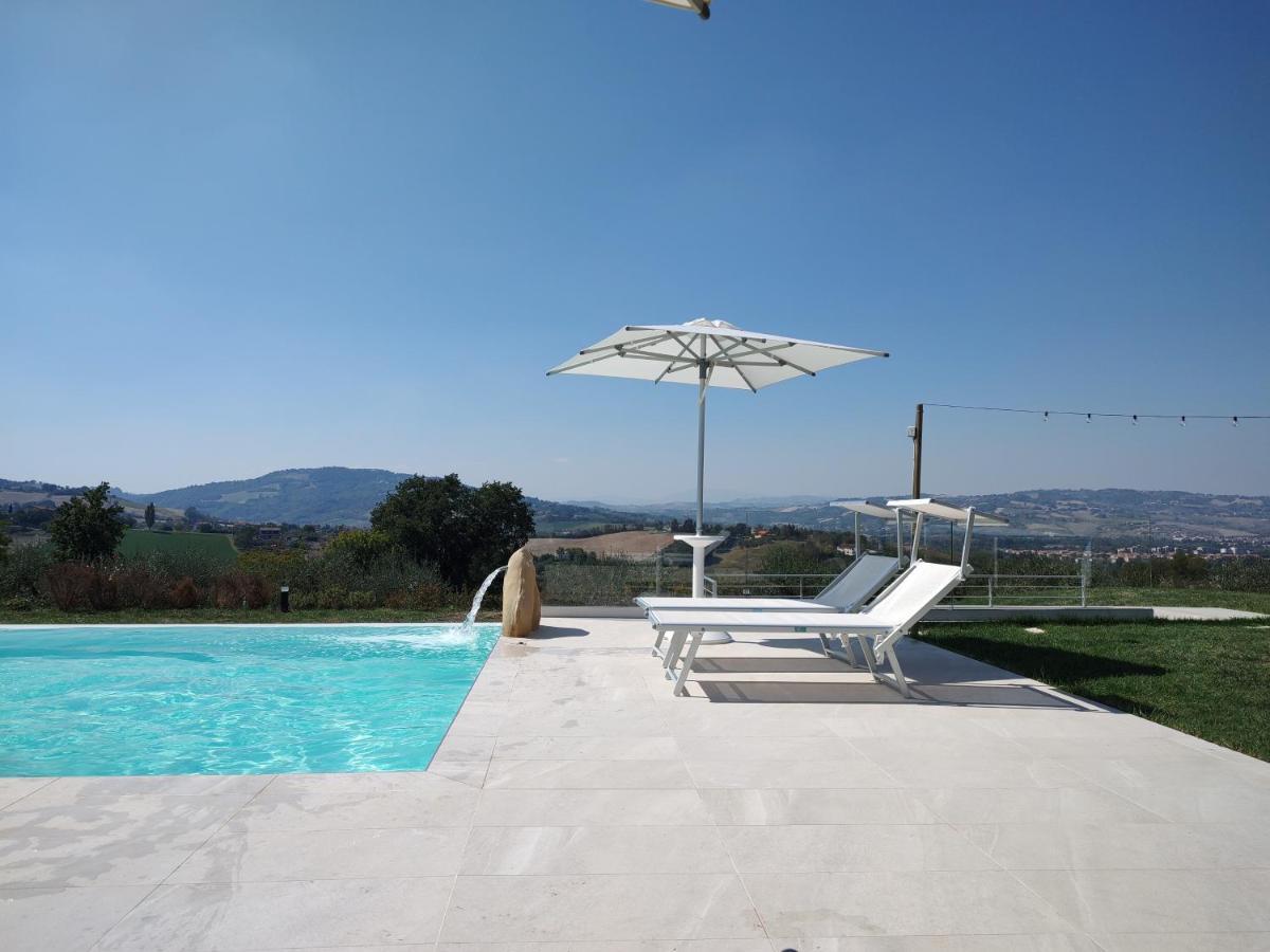 La Maggiolina Country House Montelabbate Bagian luar foto