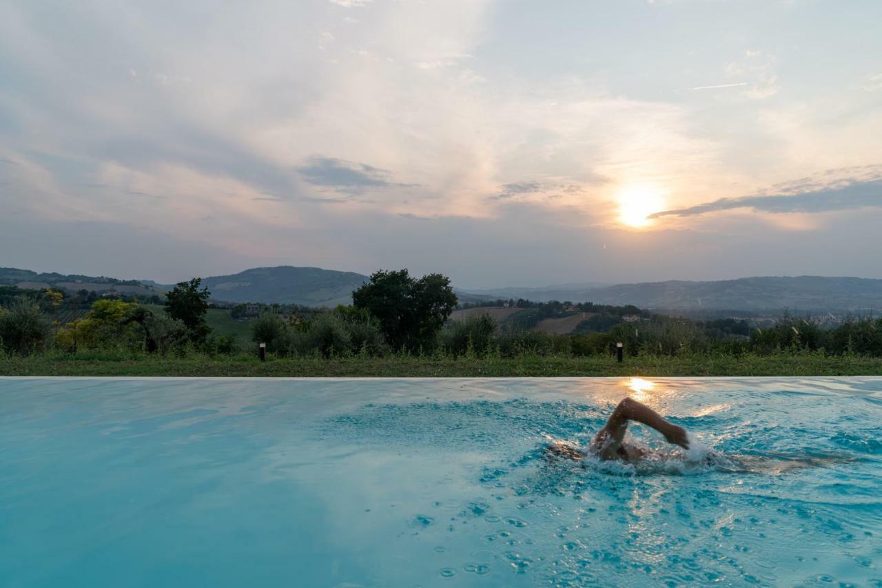 La Maggiolina Country House Montelabbate Bagian luar foto